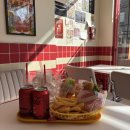 홀리병원 | 마산 햄버거 맛집 홀리베어버거 마산역점