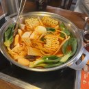 동네커피 앞 횡단보도 이미지