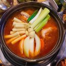 펌)다양한 조리법과 깊은 풍미로 즐기는 닭요리 맛집 5곳---문현정 에디터 님의 스토리 이미지