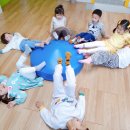 인천 민간어린이집 빙글빙글콘 유아체육수업 활동 이미지