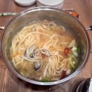 연인산캠핑장 다목적운동장 이미지