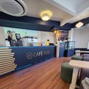 블루무드 | ​[이태원/경리단길] 감각적인 미드센추리 블루 무드, 카페 온셋(CAFÉ ONSET) 후기