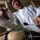 中, 노벨상 받은 중의약 국가전략으로 육성…중의약도 &#39;굴기&#39; 이미지