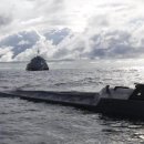 미 해병대, 물자수송용 무인 반잠수정 시험 이미지