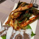 동백수산 - 전주시 완산구 서신천변15길 15-5 | 동백수산