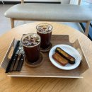 오송역 | [충북/오송] 버터떡 &amp; 까눌레케이크 예쁜 디저트 가득한 오송역 카페 | 내돈내산 후기 '에잇스타'