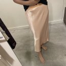 빈스탑 | Vince 빈스 새틴 스커트와 탑 세일