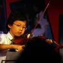 어린이 바이올린 이미지