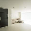 건영아파트(101동앞) | 로만인테리어 프로젝트! 좌동 건영2차, 텍스처 믹스매치로 몰라보게 바뀐 해운대 30평대 구축 아파트