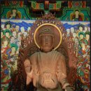 삼화사철조노사나불좌상 이미지