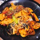 서대문역 양꼬치 성민양꼬치, 가지볶음, 칭다오맥주
