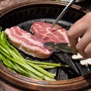 신사-102 | 육즙 가득 마늘갈비가 맛있는 신사동핫플 호보식당 방문 후기