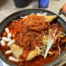 우정타운 | 신당역 닭발 맛집 "우정", 신당동떡볶이타운 우정닭발 사리 꿀조합 추천 내돈내산 후기