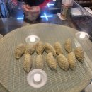 후야네손만두 이미지