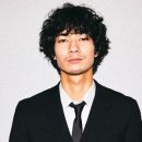 뽀글이머리 이미지