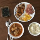 메밀전병+김치찌개+베이컨+달걀후라이 이미지