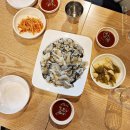 옛날그집 | 만수동 맛집 : 시그니처 메뉴 한치보쌈, 제철 굴회 노포 감성 실내포차 옛날집 솔직후기