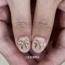 고운손 예쁜눈