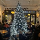 용산-37 | 용산 크리스마스 핫플🎄 대왕 트리까지 있는 힙한 분위기 스탠다드번