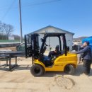 코끼리지게차 앞 이미지