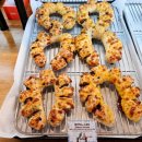 달콩마켓 | 압구정 빵집 노아베이커리 블루베리번 모카빵 내돈내산