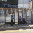 버스정류장 이미지