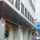 고급스러운 패브릭쇼파가 있는 북유럽가구 쇼룸 베스테브로