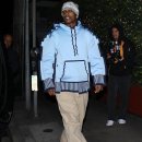 &#34;마인크래프트 캐릭터 튀어나온 줄&#34; 330만원짜리 픽셀 패션 이미지