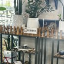 배달삼겹직구삼(교동점) | 속초교동맛집 | 불향 가득 직화뼈구이에 반하고 온 ‘조프로뼈구이감자탕’