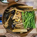 기와집한방오리옻닭 이미지