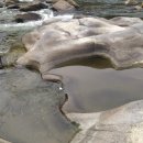 돌개구멍 화장실 이미지