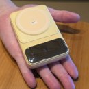 ㈜신용에너지 | 맥세이프 보조배터리 이어맥 팬톤 10000mAh 실사용 후기 — 아이폰·갤럭시 둘 다 착 붙었다