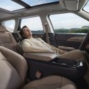 현대자동차온의점 | 출시 두 달 만에 반전! 기아 EV5, 아이오닉 5 제치고 대세 전기차로 급부상