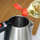 수저 소독하면서 전기포트 내부까지 세척하는 방법 이미지