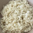 씨유(CU)자양동백점 | 트위터 레시피 배홍동 칼빔면 &amp; 까르보불닭에 육회 존맛 조합 (+육회 주문 추천)