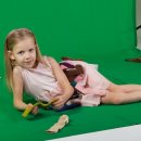 외국인 아동모델 우크라이나의 꽃소녀 '알리나'광고촬영 현장 스케치 이미지