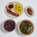 먹고 마시는 일상이 궁금해요? 그렇다면 여기 와서 잡솨 봐