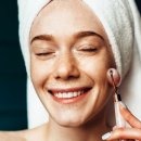 두피건강과 얼굴이 작아지는 셀프마사지 이미지