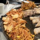 싹쓰리솥뚜껑김치삼겹살 - 성북구 성북로7길 35 | 싹쓰리솥뚜껑김치삼겹살