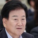 “남북이 서로 이름 부르자”는 정동영에, 이 대통령 “신중해야” 이미지