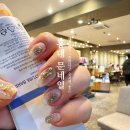 씨제이올리브영(주)홍대공항철도역점 | 가을네일 홍대네일샵 꼼꼼유지력 문네일