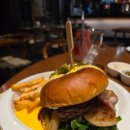 용산-92 | 신용산역맛집 까미노 델 칸투스, 로제크림햄버그스테이크 치즈폭탄버거 후기