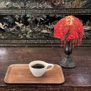 지에스(GS)25 원광대3호점 | 을지로3가역 느좋 카페 커피한약방 혜민당 유퀴즈 뉴진스 촬영지