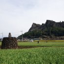 인성리방사탑 2호 | 제주 인성리 방사탑과 돌하르방