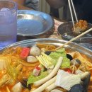 두끼떡볶이 - 마포구 홍익로6길 8 | 두끼떡볶이