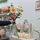 꽃필로그 | [행궁동 데이트 코스] "꽃필로그" 꽃다발 원데이클래스 추천 후기 🌷