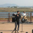 중앙 무대 이미지