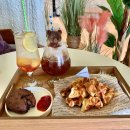 언덕위에하얀집 이미지