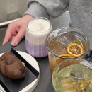 주말 홍대 어디가지? 연남동 마카롱 디저트가 맛있는 카페ㅣ더레어 연남본점