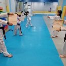 동아대 힘찬 태권도 이미지